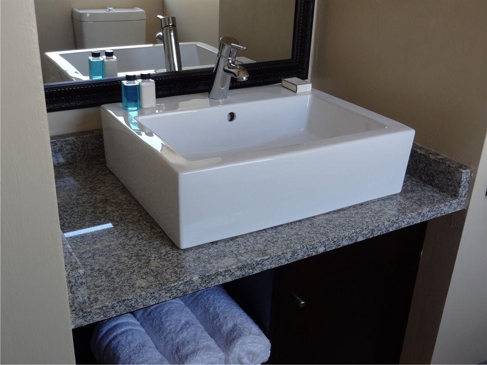 Andaluz Boutique Hotel Durban Bagian luar foto